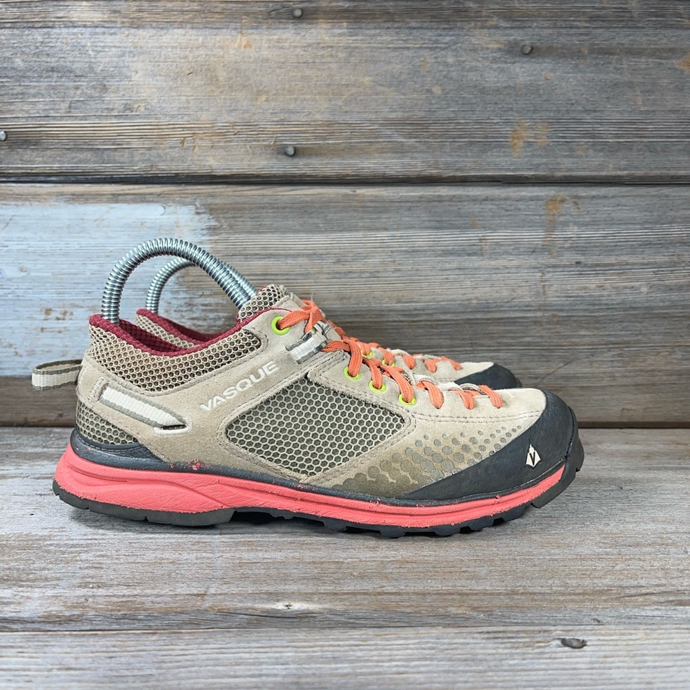Vasque Grand Traverse Women’s Leather Hiking Shoes